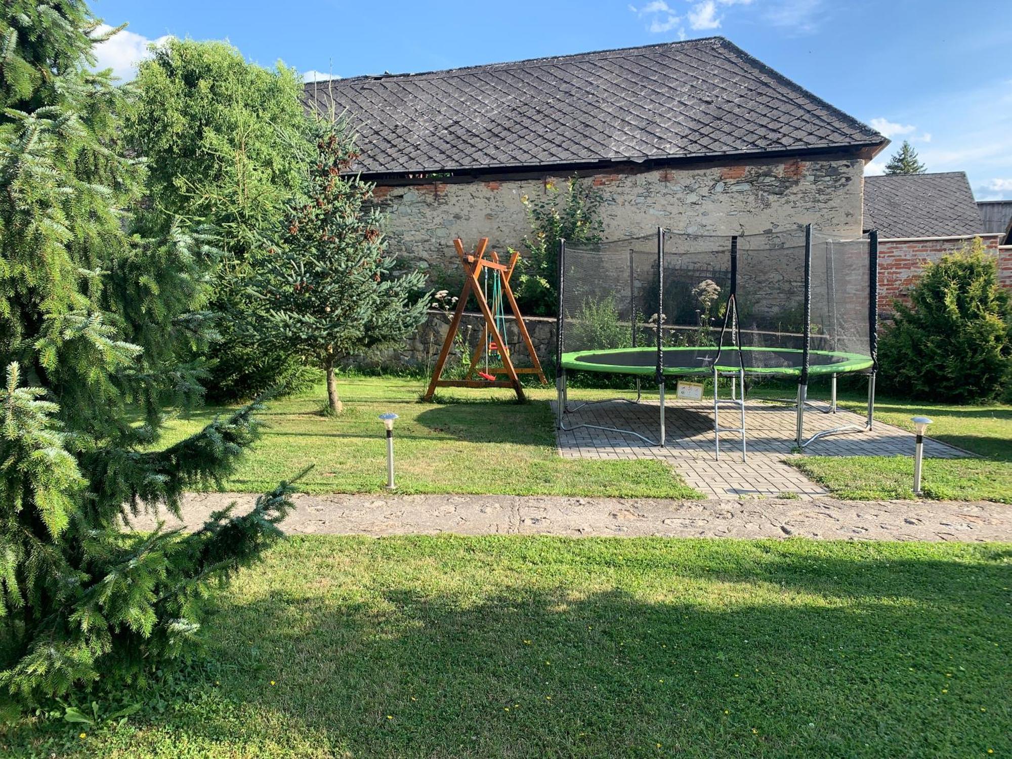 Villa Lypche Besenova Exterior photo